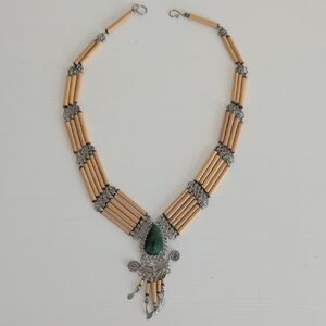 Elegant Silver and Green Necklace